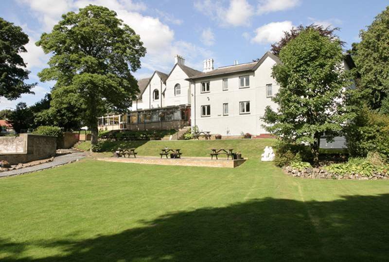Kaim Park Hotel Bathgate Εξωτερικό φωτογραφία